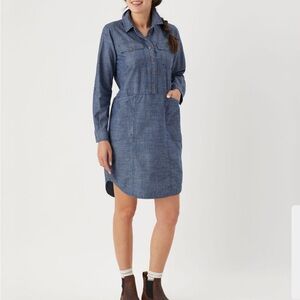 Duluth Trading Co Long Sleeve Chambray Dress